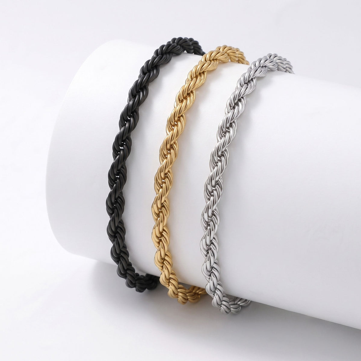 Silindire sarılı gold, siyah ve gümüş rope halat bileklikler bir arada